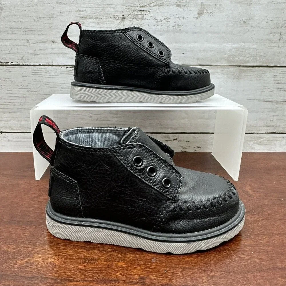 Toms Toddler Chukka Boot Shoes Leather Hook & Loop Slip On Size 7 Black EUC